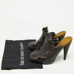 Fendi Black Ruffled Leather Mules Size 38.5