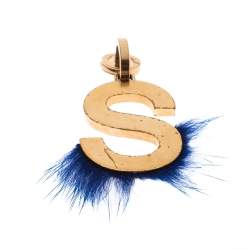 مملوكة مسبقًا Fendi Abclick Letter S Fur Gold Tone Charm 