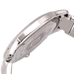 Pre Owned Fendi White Stainless Steel Classico 25000M Women's Wristwatch 32 mm