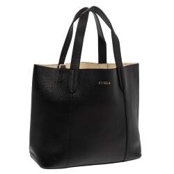 Pre Owned حقيبة فورلا جلد محبب أسود صغيرة