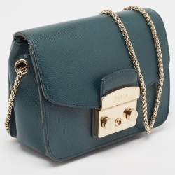 Pre Owned Furla Green Leather Mini Metropolis Chain Crossbody Bag