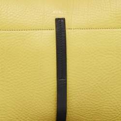 Pre Owned Furla Green/Yellow Leather Globetrotter Messenger Bag