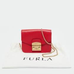 Pre Owned Furla Red Leather Mini Metropolis Chain Crossbody Bag