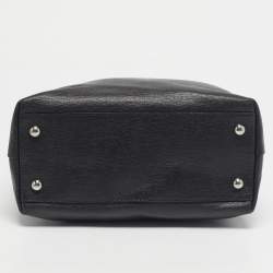 Pre Owned Furla Black Leather Middle Zip Tote