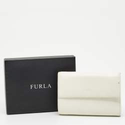 Pre Owned محفظة ثلاثية الطي فورلا جلد أبيض عاجي