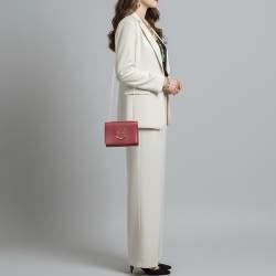 مملوكة مسبقًا Furla Viva Mini Red Leather Shoulder Bag