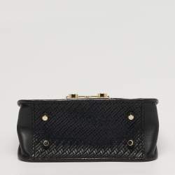 Pre Owned حقيبة كروسبودي فورلا ميتروبوليس صغيرة مضغوطة من الجلد الأسود المنسوج