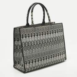 مملوكة مسبقًا حقيبة يد فورلا كبيرة قماش جاكار مطبوع أسود/رمادي حقيبة فرصة