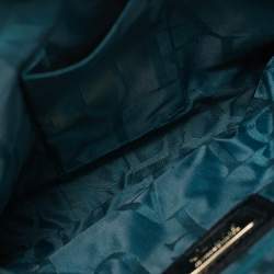 مملوكة مسبقًا حقيبة كلتش فورلا جلد أسود بنقشة التمساح بسحاب