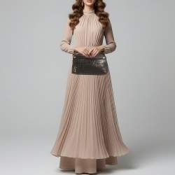 مملوكة مسبقًا حقيبة كلتش فورلا جلد أسود بنقشة التمساح بسحاب