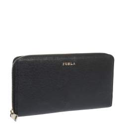 Pre Owned Furla Black Leather Zip Around Wallet