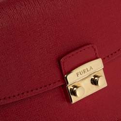 Pre Owned Furla Red Leather Mini Metropolis Chain Crossbody Bag