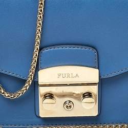 Pre Owned Furla Blue Leather Mini Metropolis Chain Crossbody Bag