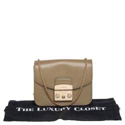 مملوكة مسبقًا حقيبة كروس فورلا ميني متروبوليس جلد أخضر كاكي بسلسلة