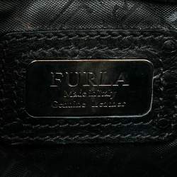 Pre Owned Furla Black Ostrich Embossed Leather and Suede Chain Clutch