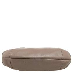 مملوكة مسبقًا حقيبة كروس فورلا جلد بيج داكن محبب بجيب أمامي