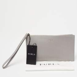 Pre Owned Furla Grey Leather Zip Slim Wristlet Pouch 