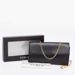 Pre Owned Furla Black Leather Wallet On Chain