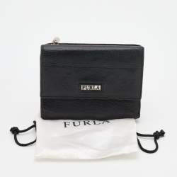 Pre Owned Furla Black Leather Trifold Wallet