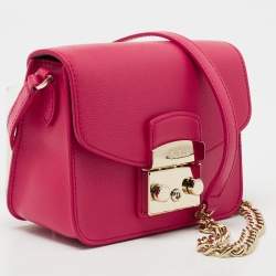 Pre Owned Furla Fuchsia Leather Mini Metropolis Crossbody Bag