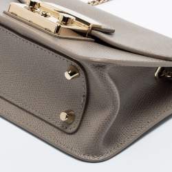 Pre Owned Furla Beige Leather Mini Metropolis Crossbody Bag