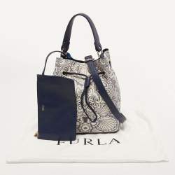 Pre Owned Furla Blue/White Floral Printed Leather Stacy Drawstring Bucket Bag