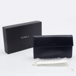 Pre Owned Furla Black Glossy Leather Logo Trifold Compact Wallet 