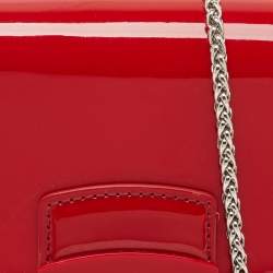 مملوكة مسبقًا Furla Red Patent Leather Mini Metropolis Crossbody Bag