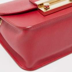 Pre Owned Furla Red Leather Mini Metropolis Crossbody Bag