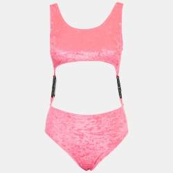 Gucci vs Disney 水着 Disney x Gucci Swimwear for Women - Vestiaire Collective