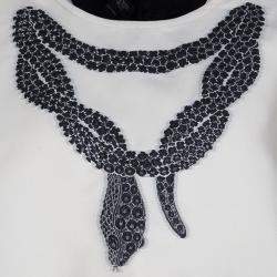 مملوكة مسبقًا توب جيامباتيستا فالي نقشة الثعبان المونوكرامي نمط جاكار أكمام طويلة M