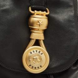 مملوكة مسبقًا حقيبة ظهر جيانفرانكو فيري جلد سوداء صغيرة برباط