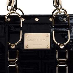 Pre Owned Versace Black Quilted Patent Leather Snap Out Of It Satchel