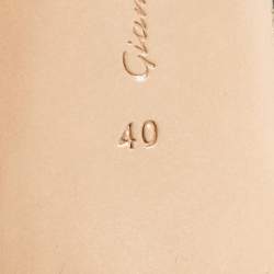 Pre Owned Gianvito Rossi Black Leather Studded Ankle Booties Size 40