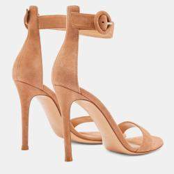 Pre Owned Gianvito Rossi nude Suede Sandals EU 37