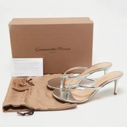 Pre Owned Gianvito Rossi Silver Patent Leather Calypso Thong Sandals Size 38.5