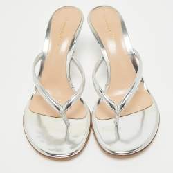 Pre Owned Gianvito Rossi Silver Patent Leather Calypso Thong Sandals Size 38.5