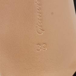 Pre Owned Gianvito Rossi Black Suede Gianvito Pumps Size 39