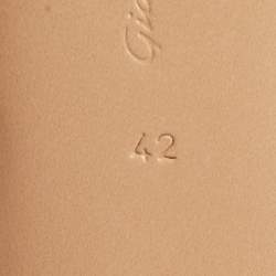 Pre Owned Gianvito Rossi Beige Patent Leather Dasha Platform Pumps Size 42