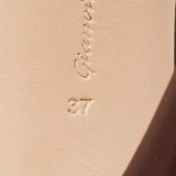 Pre Owned حذاء �كعب عالي جيانفيتو روسي جلد أسود مقدمة مدببة مقاس 37