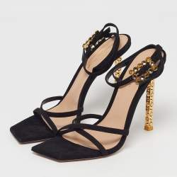 مملوكة مسبقًا صندل بكعب مرتفع جيانفيتو روسي مقاس 40 سويدي أسود مع حزام للكاحل