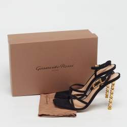 مملوكة مسبقًا صندل بكعب مرتفع جيانفيتو روسي مقاس 40 سويدي أسود مع حزام للكاحل