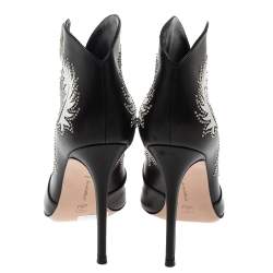 Pre Owned Gianvito Rossi Black Leather Studded Ankle Boots Size 40.5