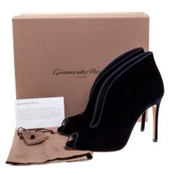 Pre Owned Gianvito Rossi Blue Velvet Vamp V Cut Peep Toe Booties Size 39.5