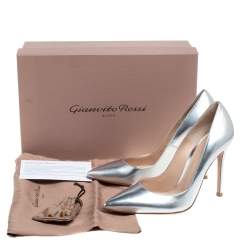 Pre Owned Gianvito Rossi Silver Leather Pointed Pumps Size 36