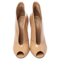 Pre Owned Gianvito Rossi Beige Patent Leather Peep Toe Booties Size 36.5
