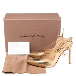 Pre Owned Gianvito Rossi Metallic Gold Leather Irene Point-Toe Pumps Size 40