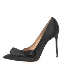 Pre Owned Gianvito Rossi Black Satin Kyoto Bow Pointed-Toe Pumps Size 41.5