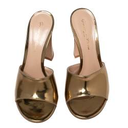 Pre Owned Gianvito Rossi Gold Leather Slide Sandals Size 35.5