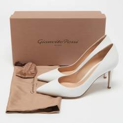 Pre Owned Gianvito Rossi White Leather Gianvito Pointed Toe Pumps Size 36
